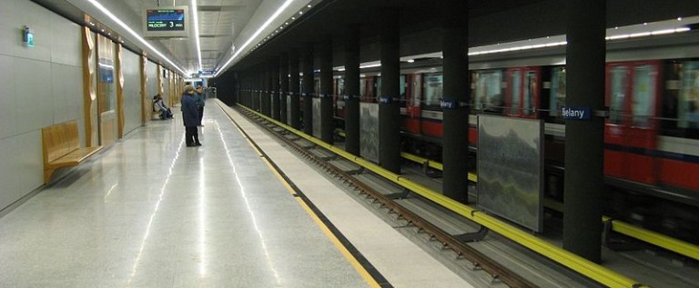Metro łapie opóźnienia