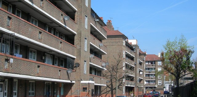 Burmistrz Londynu zapowiada budowę 55 tys. przystępnych cenowo mieszkań