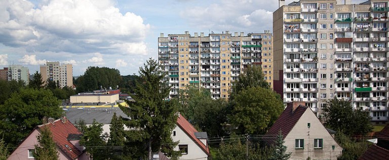 Ile lat mają mieszkania w Polsce?