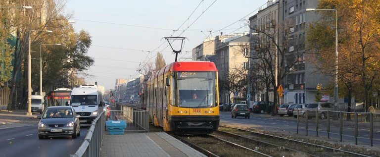 Ponad 400 mln zł dla warszawskich tramwajów