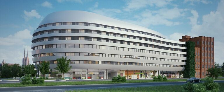 Niebezpieczna sytuacja na budowie hotelu Hilton we Wrocławiu